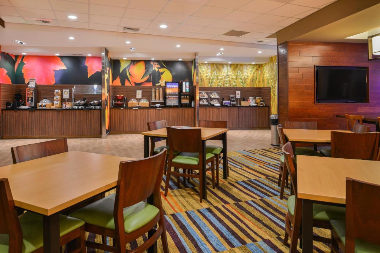 Fairfield Inn & Suites By Marriott Eugene East/Springfield Екстериор снимка